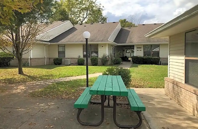Photo - 6674 Tri-County Rd Unidad #6674