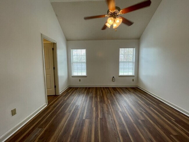 Photo - Ravenwood Subdivision, Horn Lake schools!