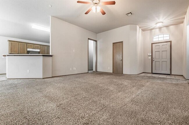 Photo - 2209 SW 137th Pl