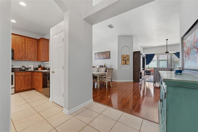 Photo - 3180 Stonehurst Cir