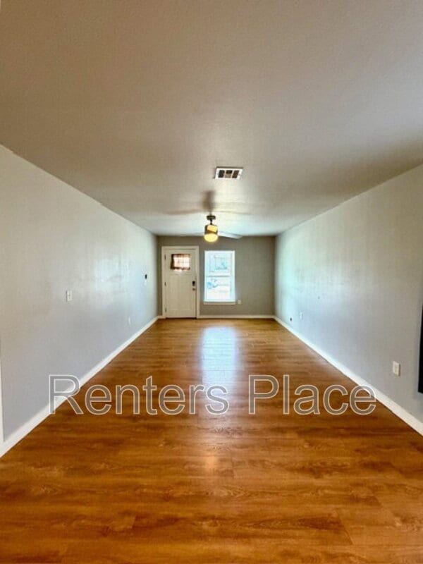 Photo - 2429 N Rockford Ave