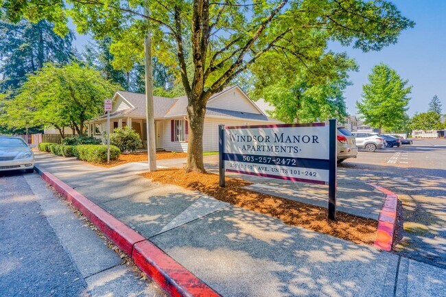 Photo - Windsor Manor Apartments