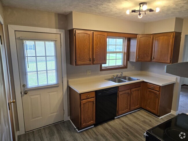Building Photo - 1301/1303 E Congress St Unit 1301 E Congress St Rental