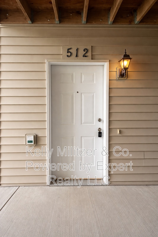 Photo - 406 S Church St Unit 512