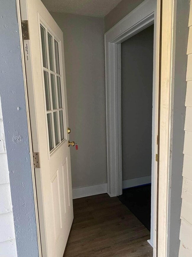 Photo - 299 N State St Unit 299