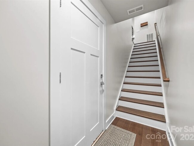 Photo - 4127 Bryant Terraces Dr