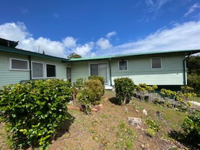 Photo - 3 Bedroom, 2 Bath Home for rent in Honokaa