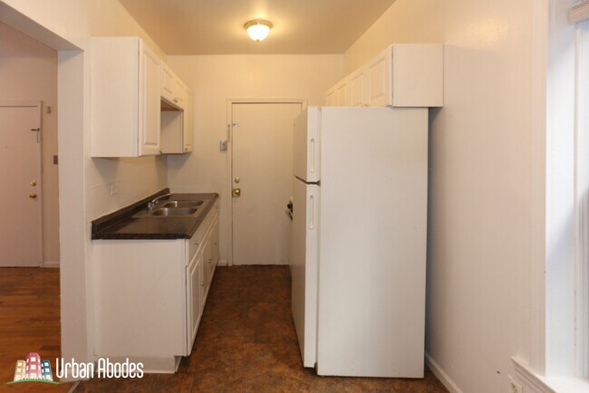 Photo - 933 W Sunnyside Ave Unit 1N