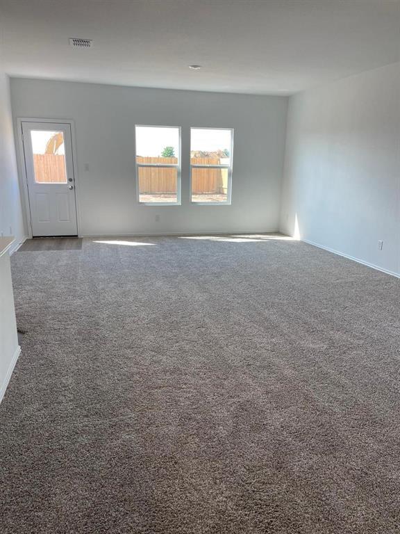 Photo - 502 Thunderstorm Ave