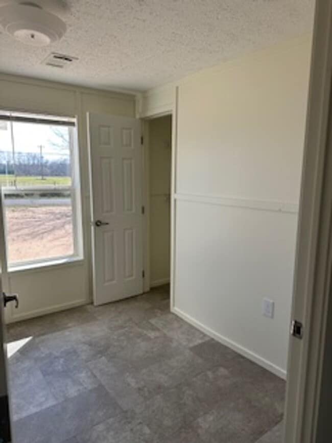 Photo - 1245 Reeves Rd