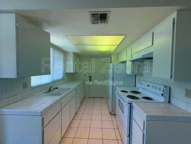 Photo - 1407 Madison Ct