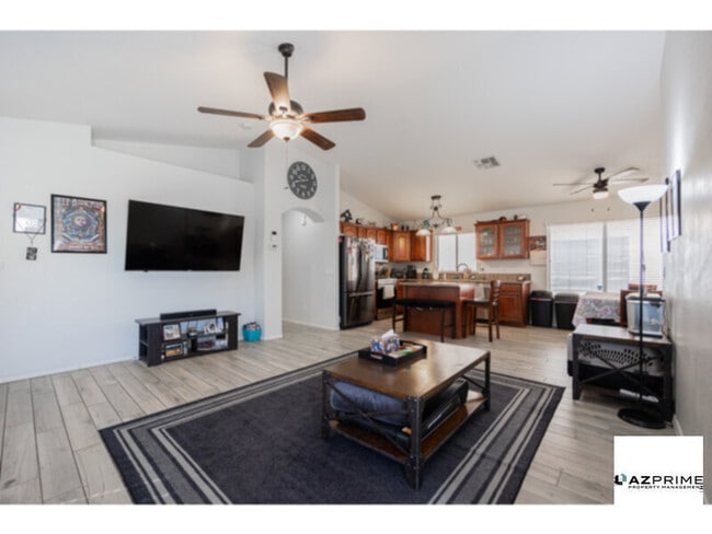 Photo - Exceptional 3/2 Phoenix House- Spacious 3 Bed Retreat!