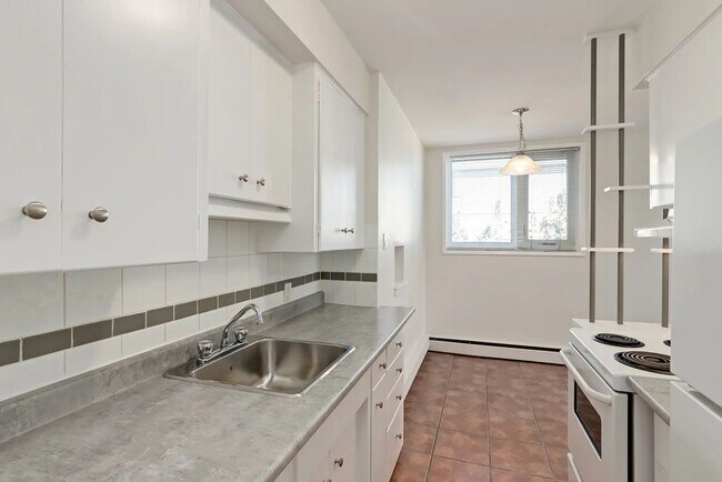 Photo - Dorchester Apartments