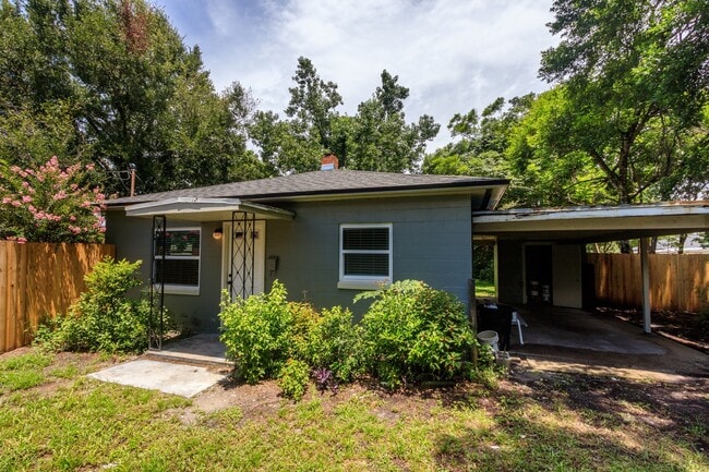 Photo - Updated Single Family Guest House!