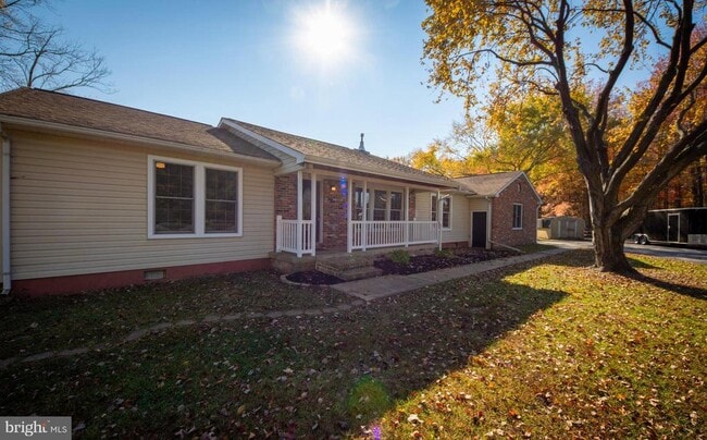 Photo - 105 King George Ct