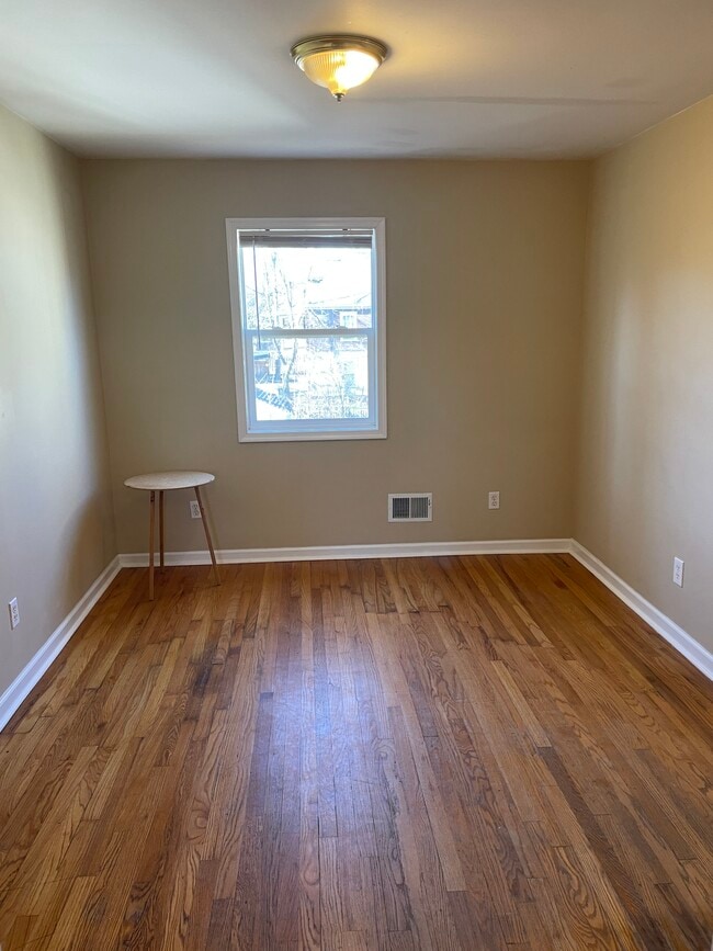 Dining Area - 638 Fellows Ave Unit 638 Fellows Ave
