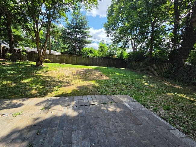 Photo - 3135 Rosedale Blvd