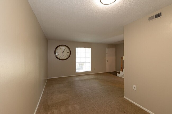 Photo - 2 bed 1.5 bath townhome located in the Millersville area.