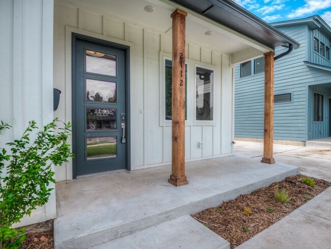 Photo - Spacious 4-Bedroom Home with Thoughtful De...