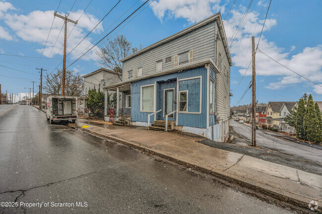 Building Photo - 1200 Main Ave Rental