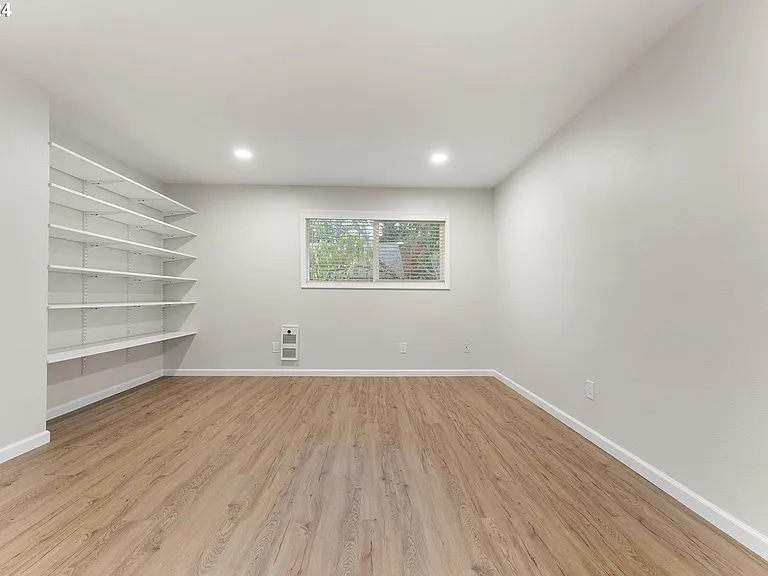 Photo - 13265 SW Barlow Rd