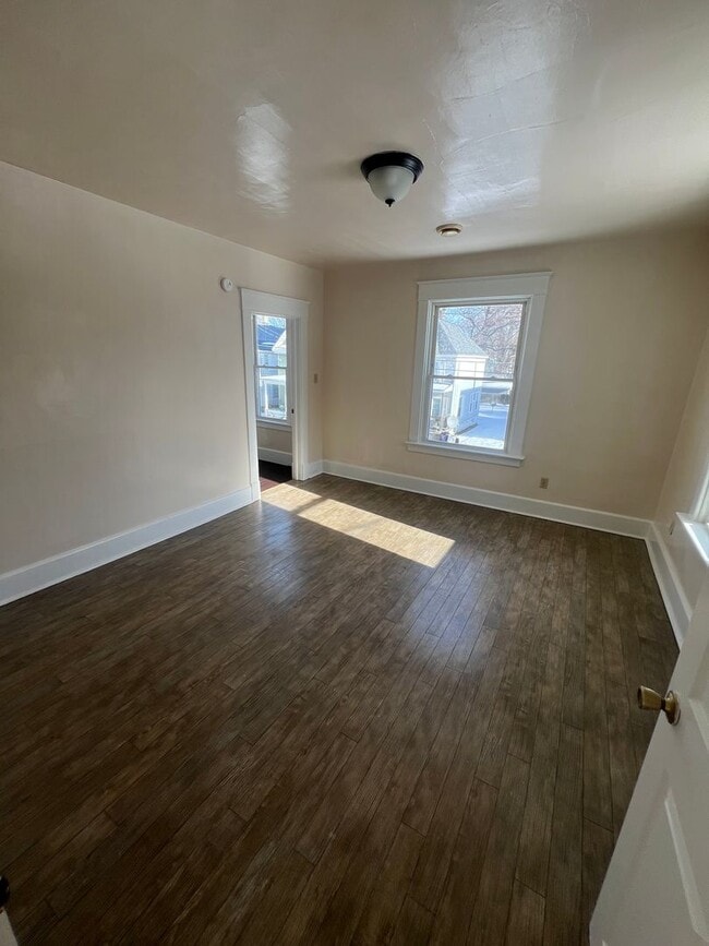 Photo - 314-16 Poplar St Unit #2