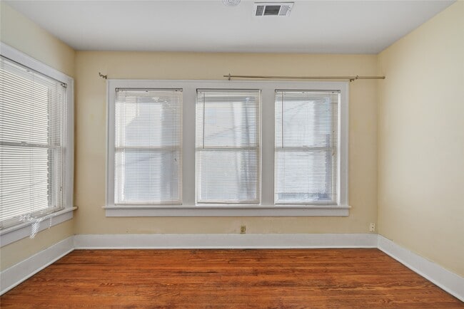 Photo - 401 W Clay St Unit 4