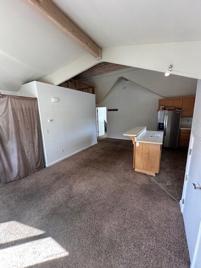 Photo - Super cute upstairs apartment available no...