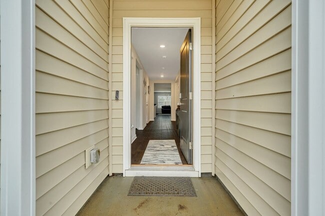 Photo - 4 Bed, 2 Bath Gem in Park West!
