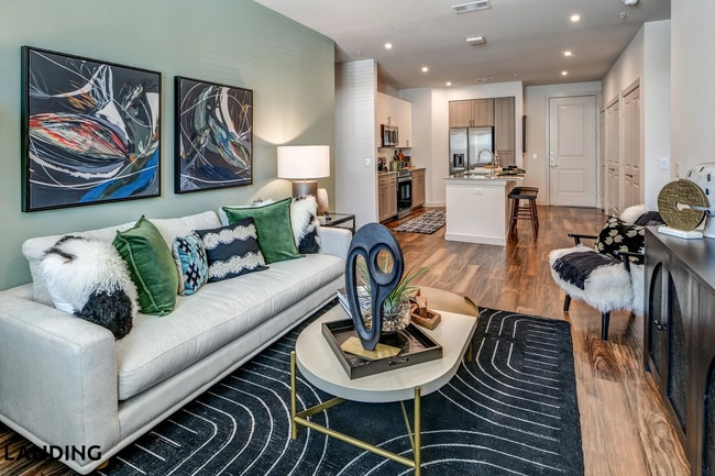 Photo - 255 Williamsburg Pkwy Unit K308