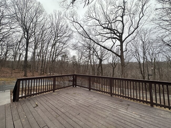 Photo - 542 Wagon Trail Rd