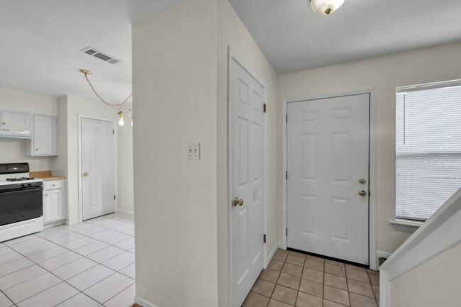 Photo - 26 Willowwood Cir