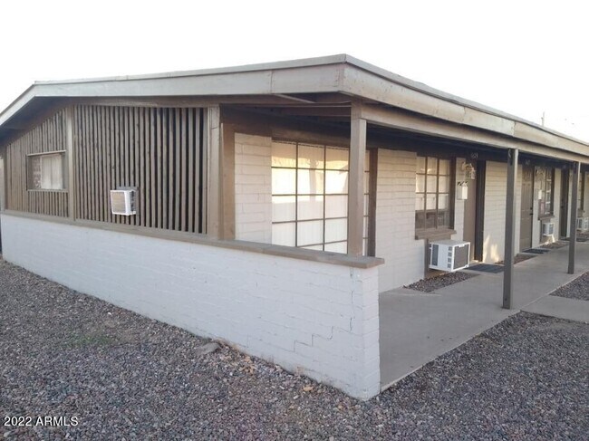 Photo - 1629 E Pinchot Ave