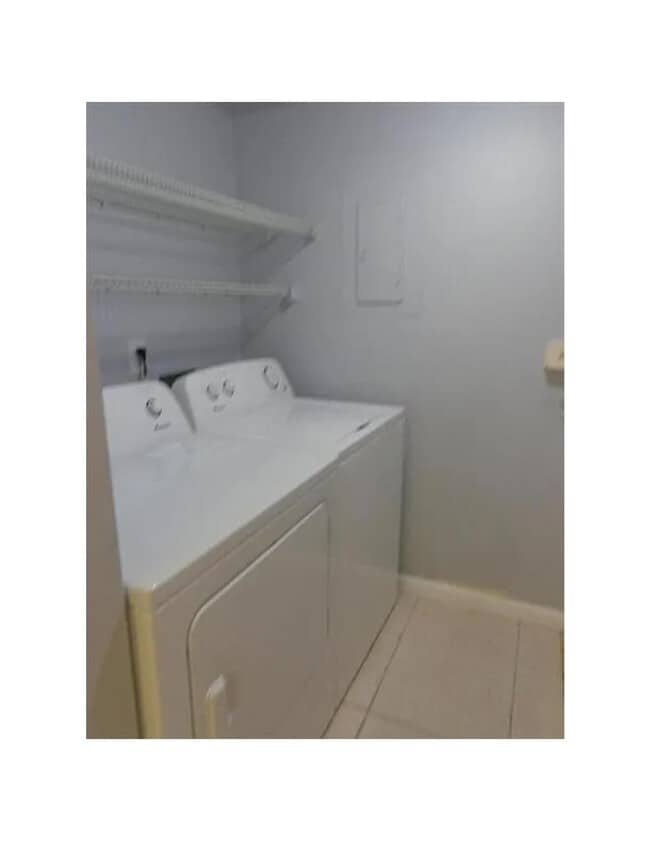 Photo - 3560 Pine Needle Dr Unit D1