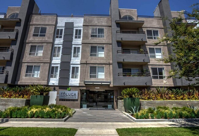 Toluca Lofts