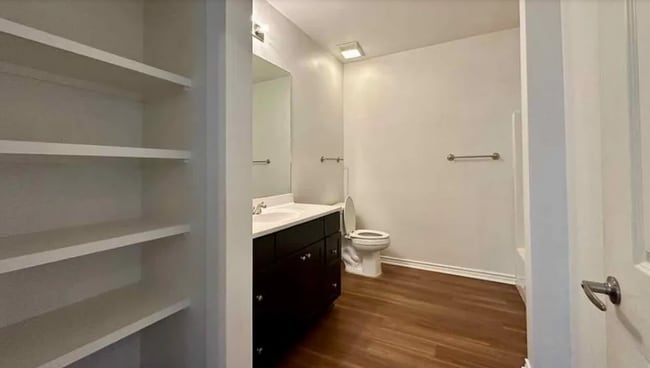 Photo - 120 Smelker Ave