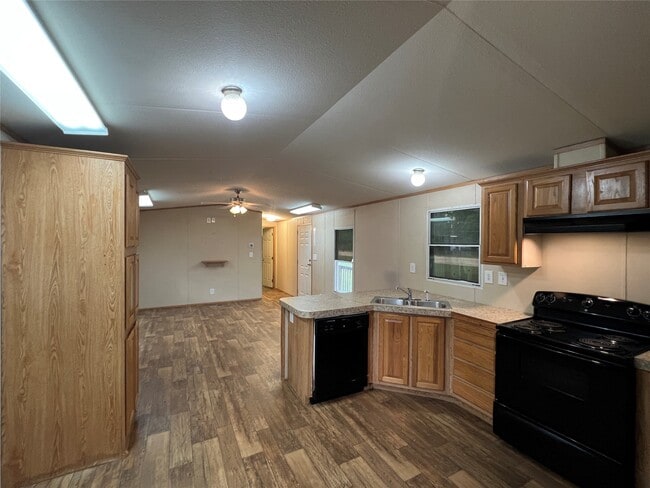 Photo - 23711 Sorters Rd