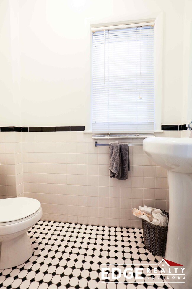 Photo - 57 Leamington Rd