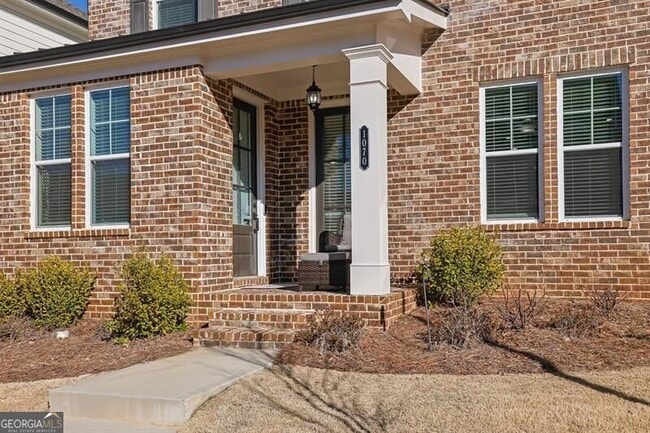 Photo - 1070 Poppy Pointe