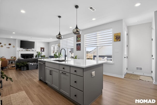 Photo - 139 S Lore's Landing Rd