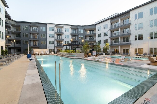 Photo - Diamond Flats