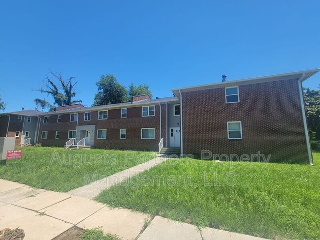 Photo - 112 3rd St Unit F