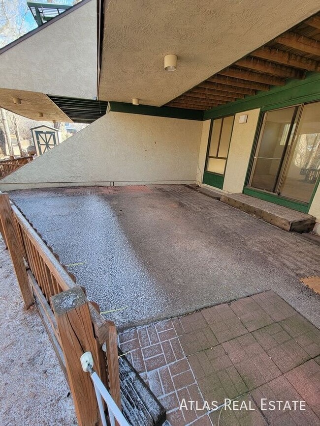 Photo - 406 Columbia Rd