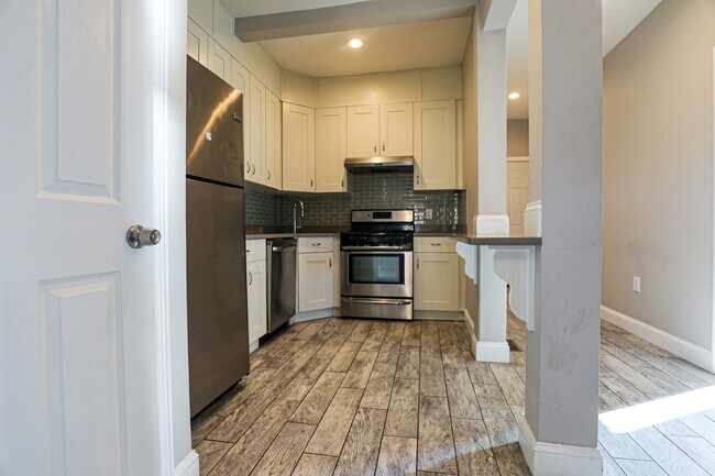 Photo - 79 Linden St Unidad 1