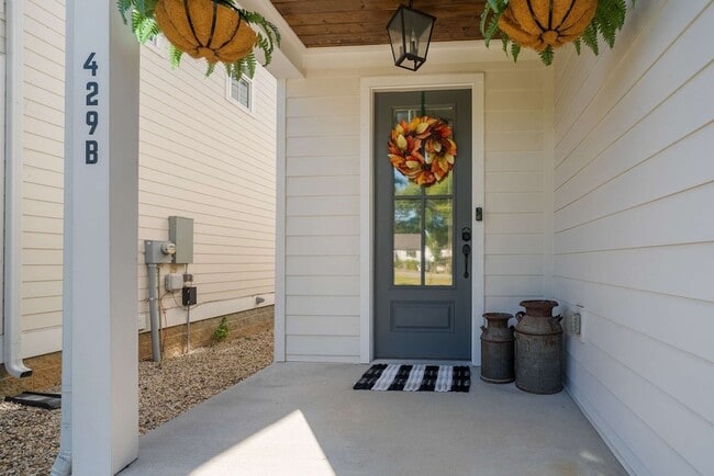 Photo - 429 Westboro Dr