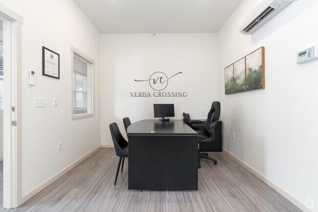 Leasing Center - Verda Crossing