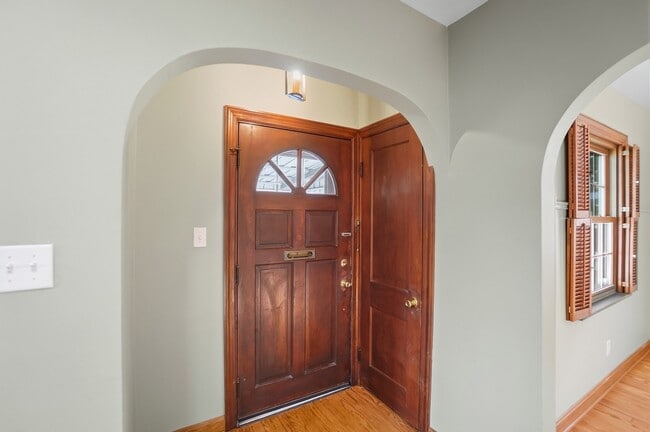 Photo - 1028 Colwick Dr