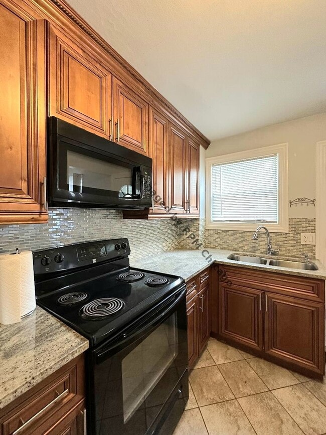 Photo - 1420 N Harlem Ave