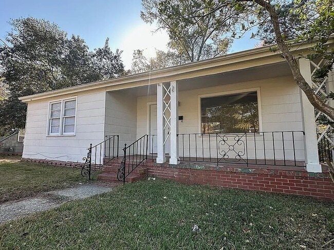 Photo - 4250 Adams St
