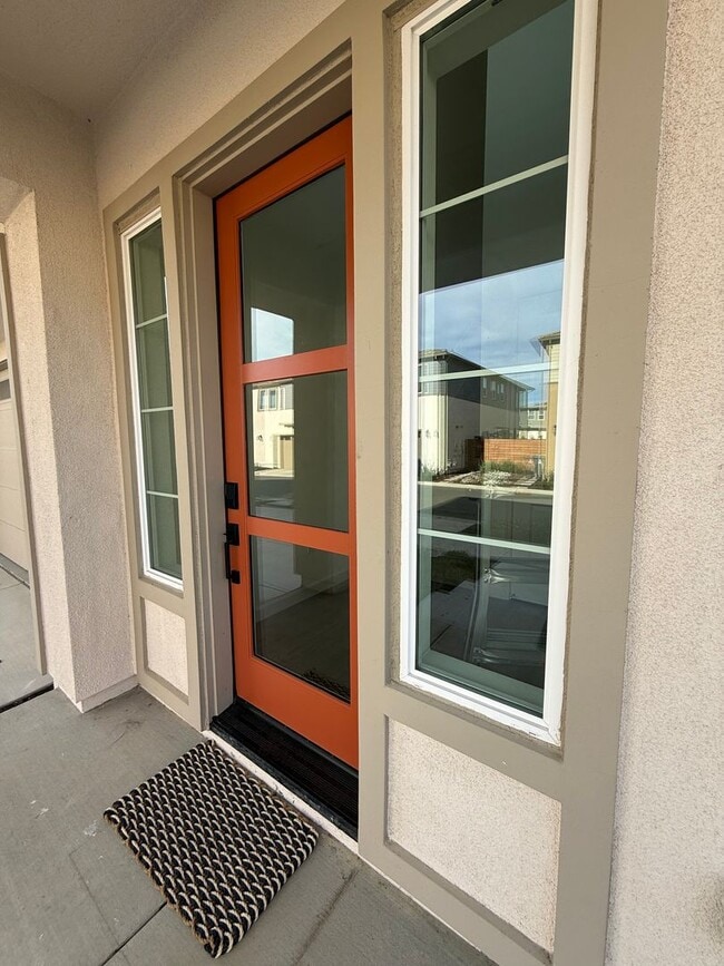 Building Photo - LAKE VIEW